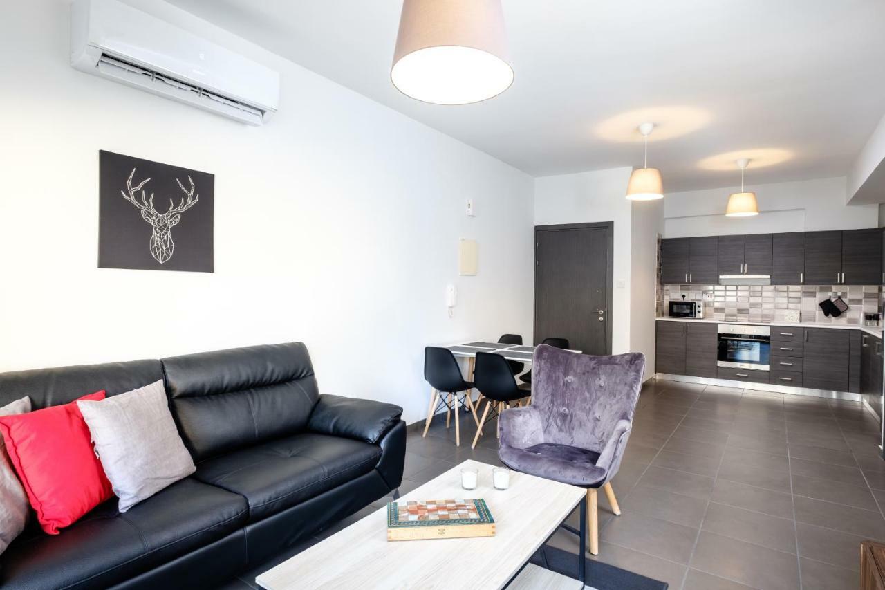 Апартаменти Book Me Now Central Flat Ларнака Екстер'єр фото