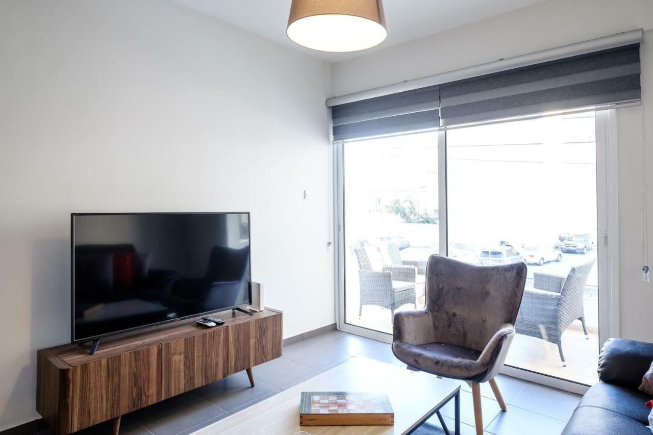Апартаменти Book Me Now Central Flat Ларнака Екстер'єр фото